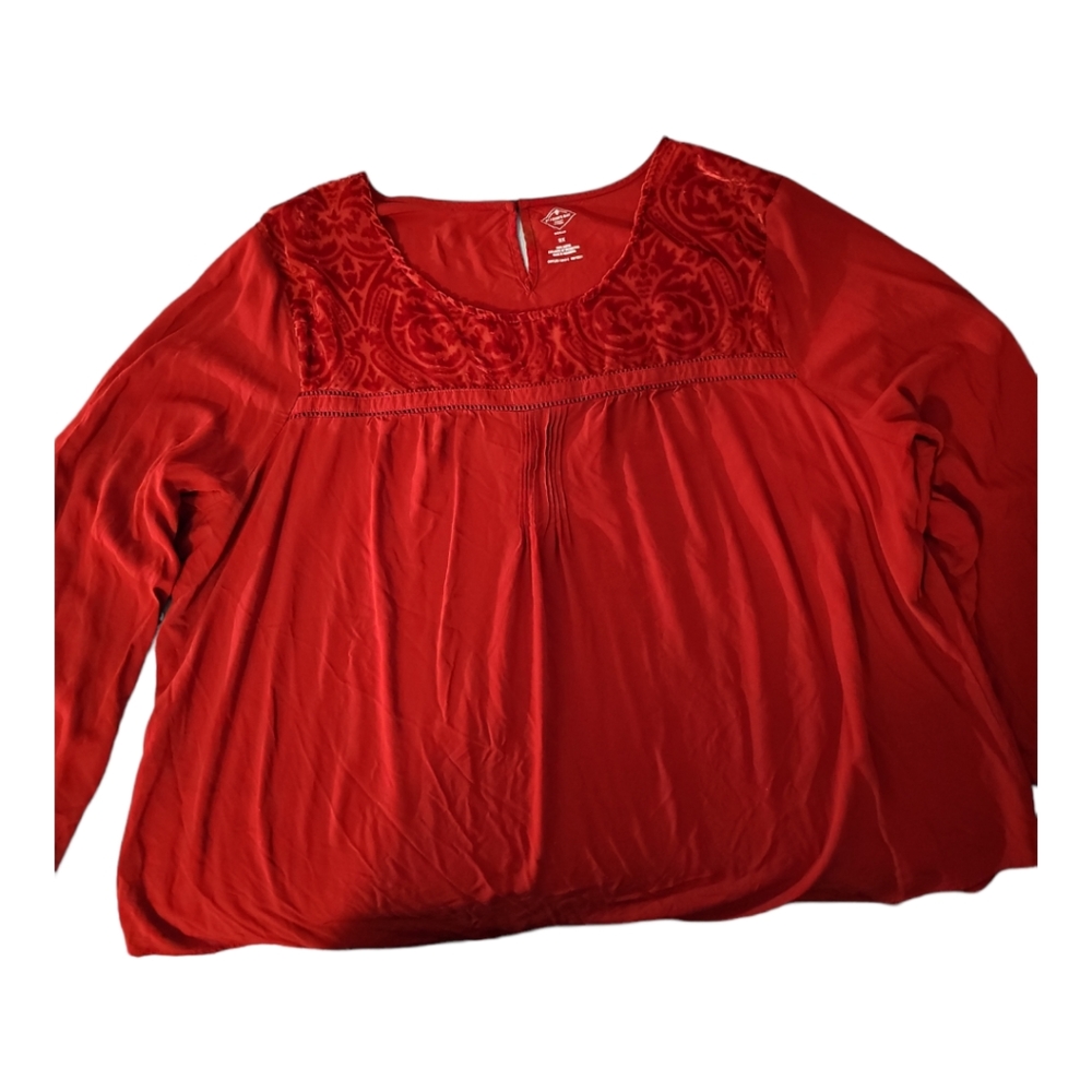 St. John's Bay blouse w/sheer neckline and velvet accents. Red. 3X.